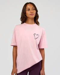 Woman wearing Love The Process FLXCotton Oversize Tee - Marshmallow-Midnight Plum | Model:Dakota | Size:XS | Thumbnail Index: 3