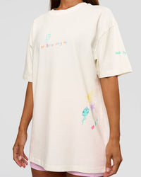 Woman wearing Mother& | Thumbnail Index: 15