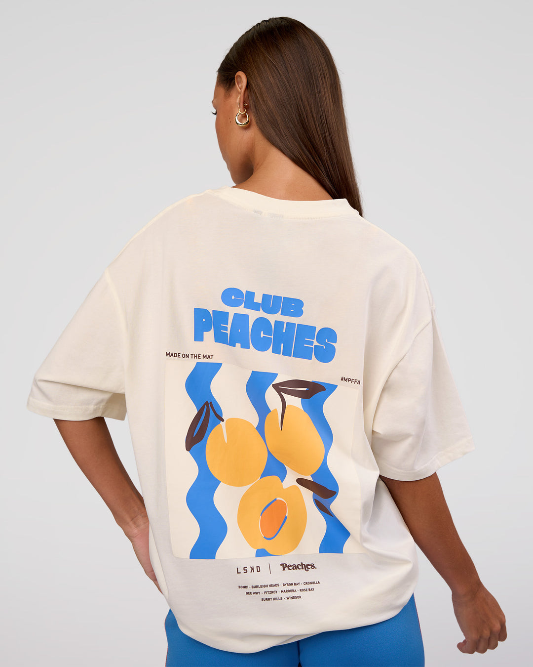 Woman wearing Peaches x LSKD Collection FLXCotton Oversize Tee - Off White | Model:Brylee | Size:XS - view 13