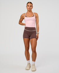 Woman wearing Pinnacle High-Rise 4" Short - Cocoa Powder-Off White | Model:Maja | Size:XS | Thumbnail Index: 7
