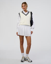 Woman wearing Precision Active Skirt - White | Model:Leilani | Size:XS | Thumbnail Index: 7