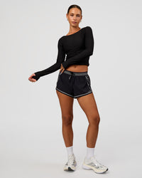 Woman wearing Scrunch Long Sleeve Tee - Black | Model:Brylee | Size:XS | Thumbnail Index: 6