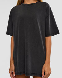 Woman wearing Shadow Mode FLXCotton Oversized Tee - Black Washed | Model:Georgia | Size:XS | Thumbnail Index: 8