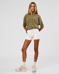 Woman wearing Shadow Mode FLXCotton Oversized Tee - Walnut Grey Washed | Model:Georgia | Size:XS | Thumbnail Index: 4