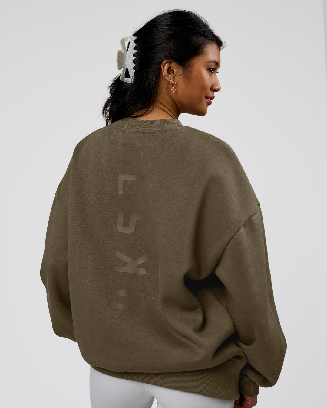 Woman wearing Shadow Mode Oversized Sweater - Walnut Grey | Model:Alex | Size:XS - view 13