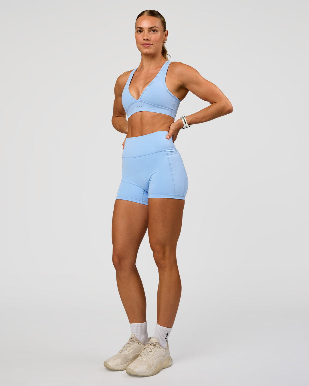 Woman wearing Stamina Sports Bra - Open Air | Model:Maja | Size:XS - view 6