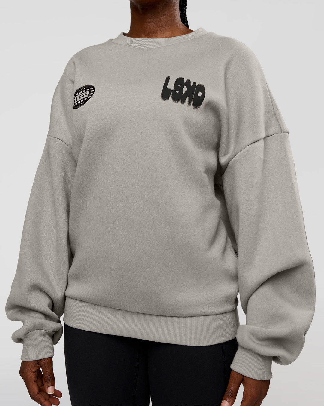 Woman wearing Static Grit Boxy Crew - Alloy-Black | Model:Ellie | Size:XS - view 9