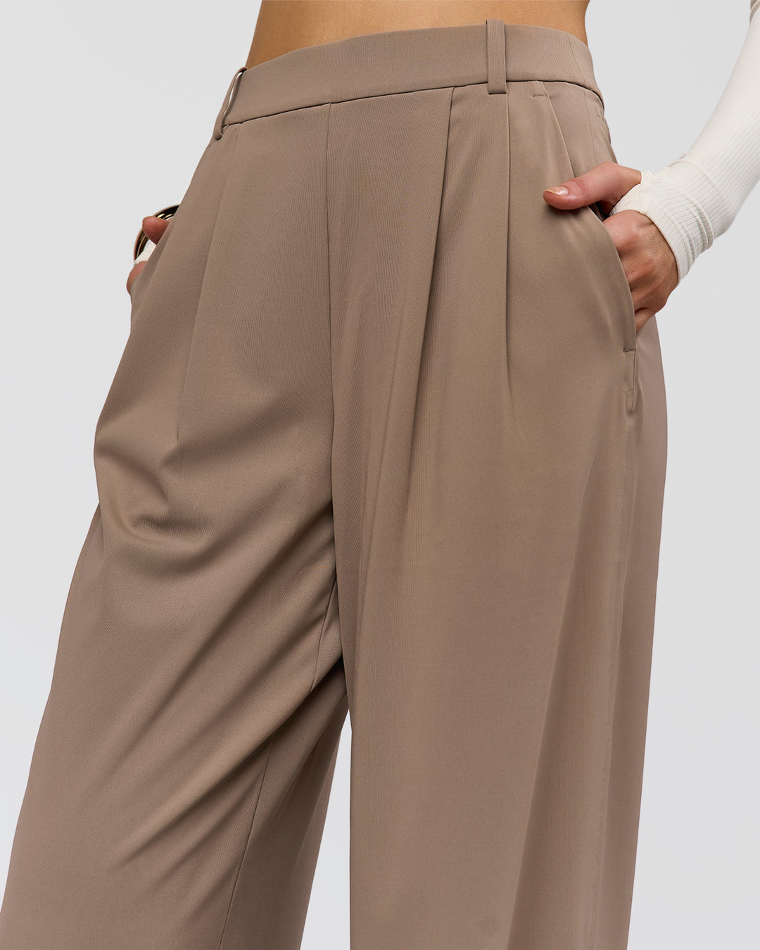 Woman wearing StretchShift Wide Leg Pant - Taupe Ash | Model:Leilani | Size:XS - view 3