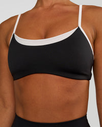 Woman wearing Tempo Sports Bra - Black-White | Model:Brylee | Size:XS | Thumbnail Index: 3