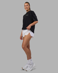 Woman wearing Today& | Thumbnail Index: 5