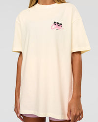 Woman wearing Values Run Club FLXCotton Tee - Off White-Candy Pink | Model:Georgia | Size:XS | Thumbnail Index: 10
