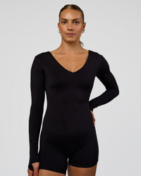 Woman wearing Vitality Long Sleeve Bodysuit - Black | Model:Maja | Size:XS | Thumbnail Index: 7