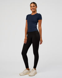 Woman wearing AeroFLX+ Seamless Tee - Future Navy/Future Navy | Model:Charli | Size:XS | Thumbnail Index: 4