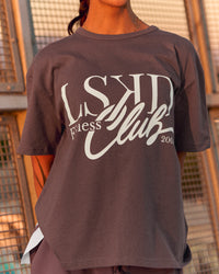 Campaign image of LSKD Fitness Club Heavyweight Oversized Tee - Cocoa Powder-Off White | Thumbnail Index: 0