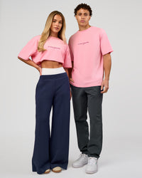 Duo wearing VS6 1% Better FLXCotton Oversize Tee - Pink Rose | Model:Leandro | Size:M | Model:Issy | Size:XS | Thumbnail Index: 6