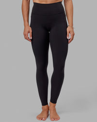 Woman wearing O.G. Fusion Ultra High-Rise Tall Legging Pockets - Black | Model:Bree | Size:S | Thumbnail Index: 8
