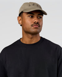 Man wearing Daily Cap - Taupe Ash | Model:Cap | Size:DAILY | Thumbnail Index: 2