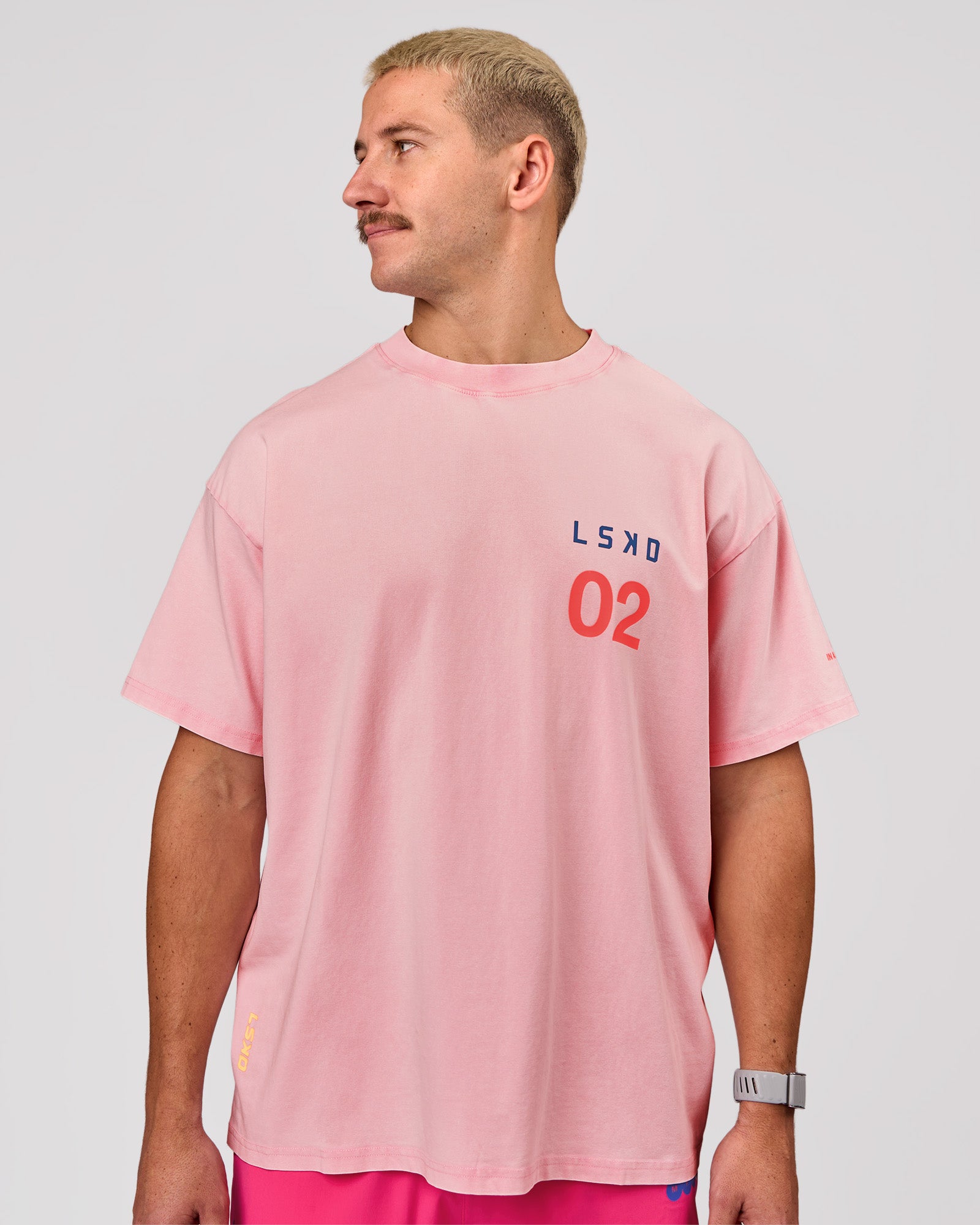 Man wearing Hybrid Elements Heavyweight FLXCotton Oversized Tee  - Marshmallow Washed | Model:Jaiden | Size:L