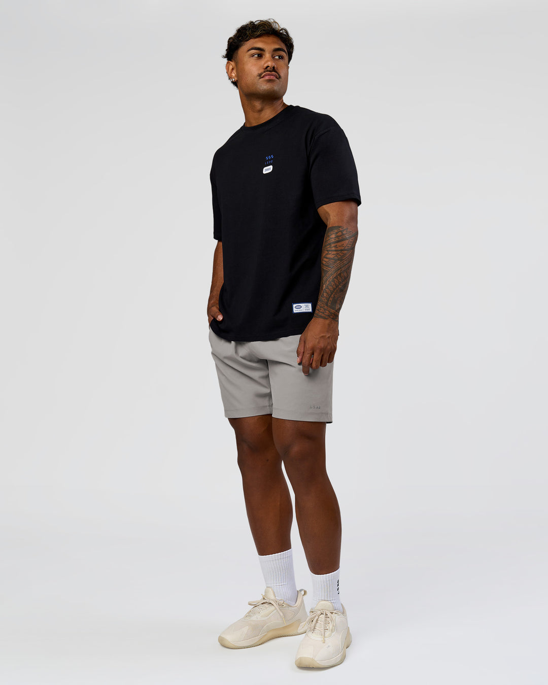Man wearing Archive FLXCotton Oversized Tee - Black-Electric Indigo | Model:Xav | Size:L - view 14
