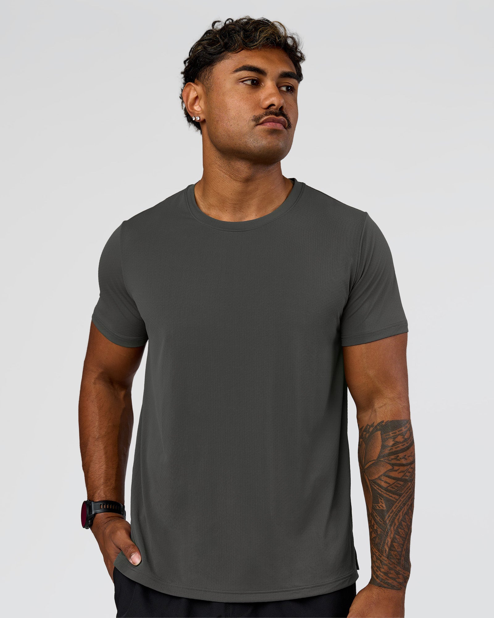 Man wearing Rep Training Tee - Dark Storm | Model:Xav | Size:L