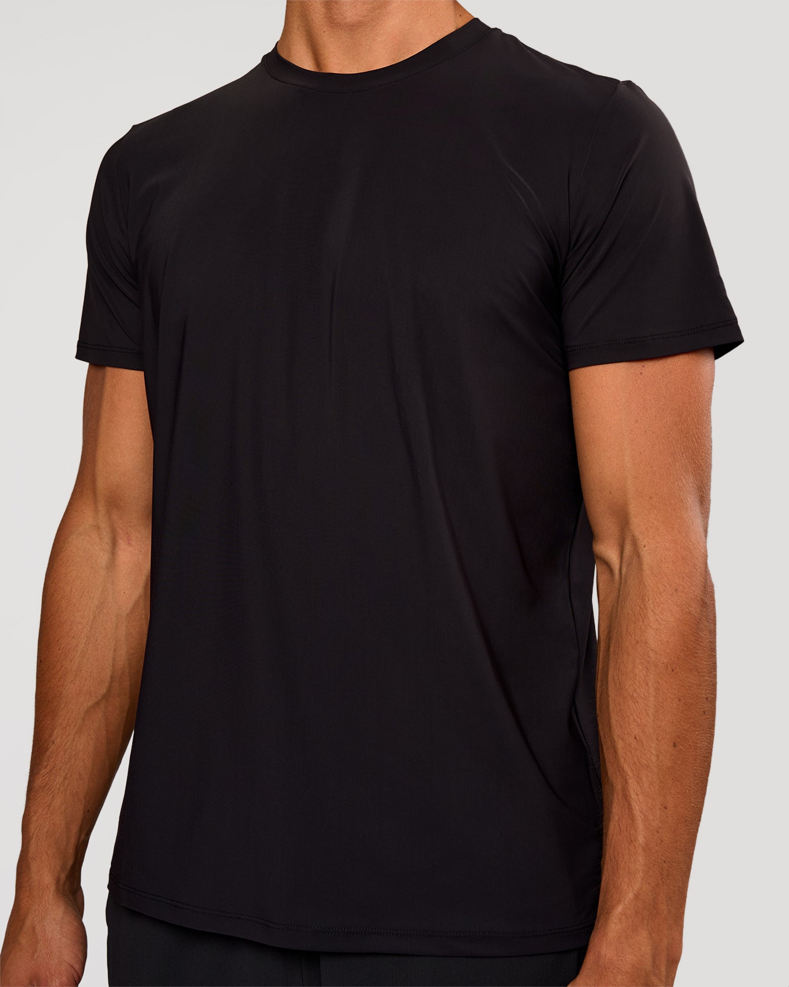 Man wearing Cadence Swift Tee - Black | Model:Albert | Size:M