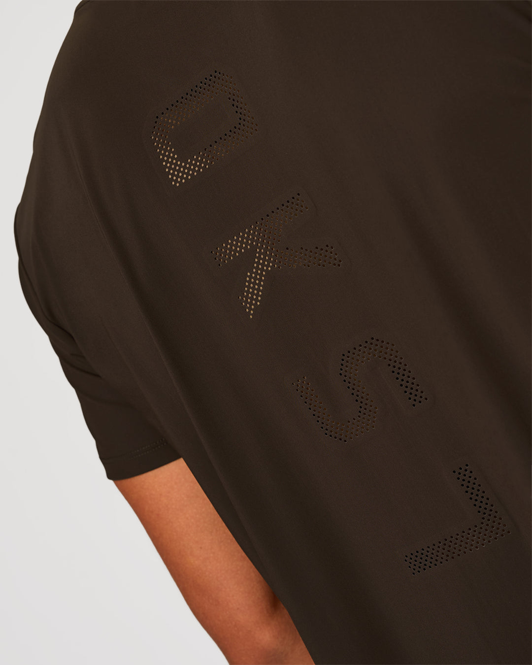 Man wearing Cadence Swift Tee - Ground Coffee | Model:Albert | Size:M - view 6