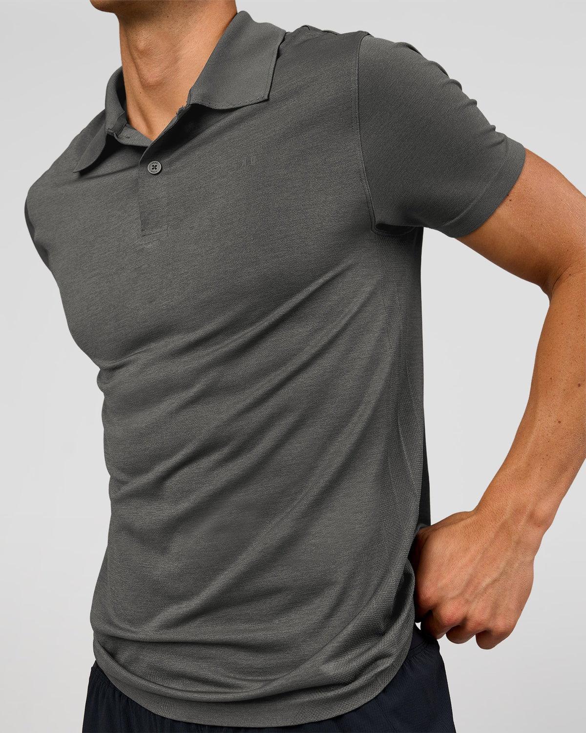 Man wearing Drive Seamless Polo - Dark Storm | Model:Albert | Size:M