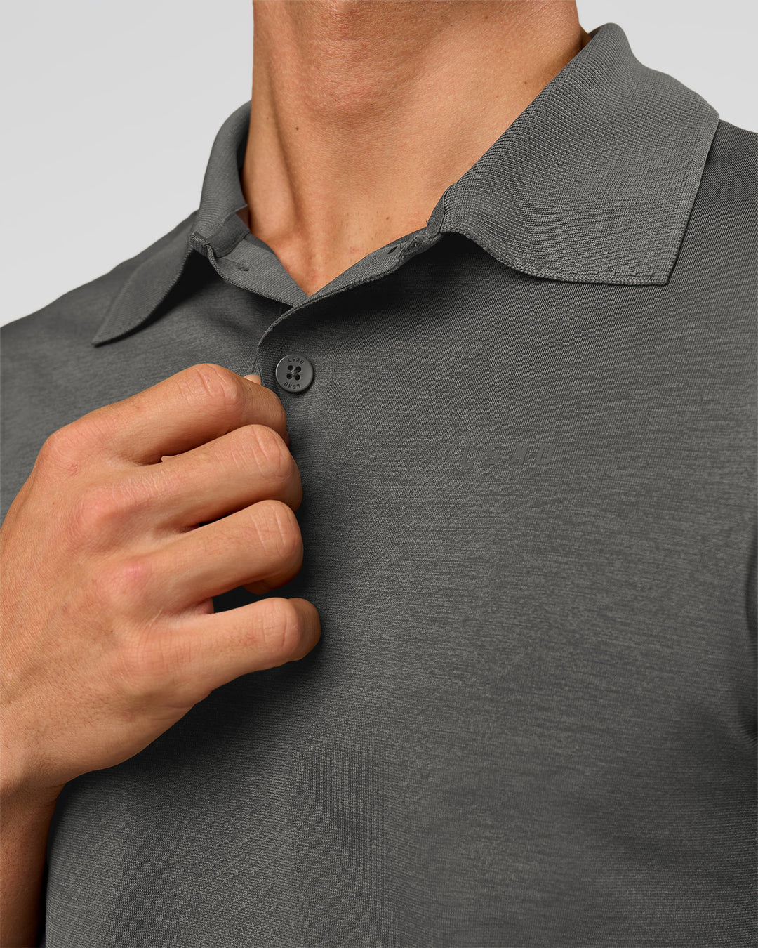 Man wearing Drive Seamless Polo - Dark Storm | Model:Albert | Size:M - view 10