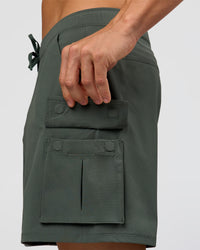 Man wearing Functional Cargo 6" Short - Carbon Green | Model:Albert | Size:M | Thumbnail Index: 3