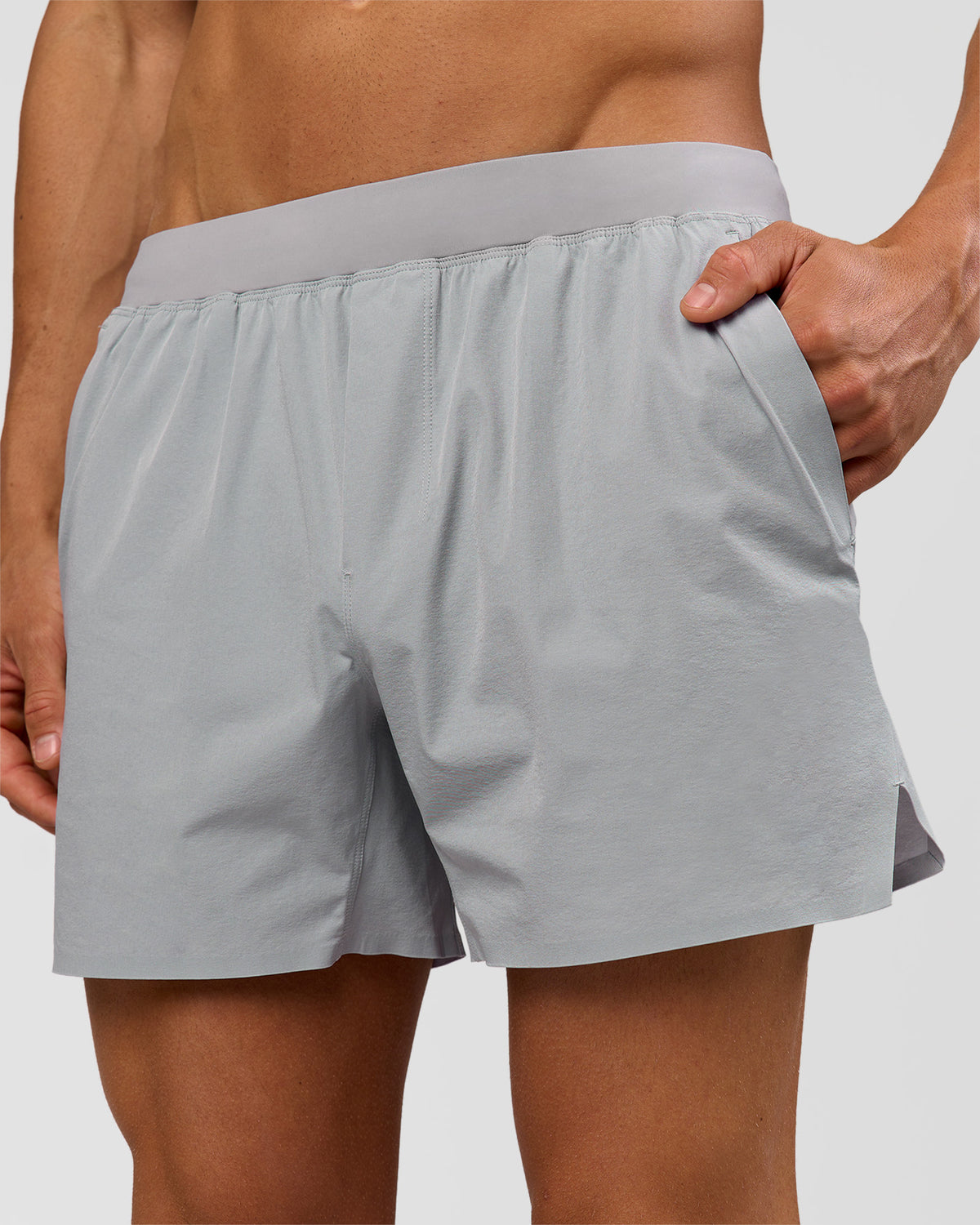 Man wearing Hybrid 5" Short - Alloy | Model:Albert | Size:M