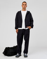 Man wearing Motion Wide Leg Pant - Black | Model:Albert | Size:M | Thumbnail Index: 2