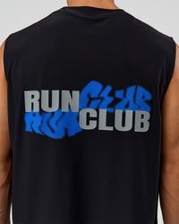 Man wearing Run Club Elevate Muscle Tank - Black-Electric Indigo | Model:Albert | Size:M | Thumbnail Index: 9