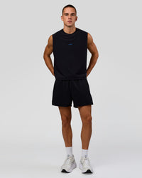 Man wearing Run Club Elevate Muscle Tank - Black-Electric Indigo | Model:Albert | Size:M | Thumbnail Index: 4