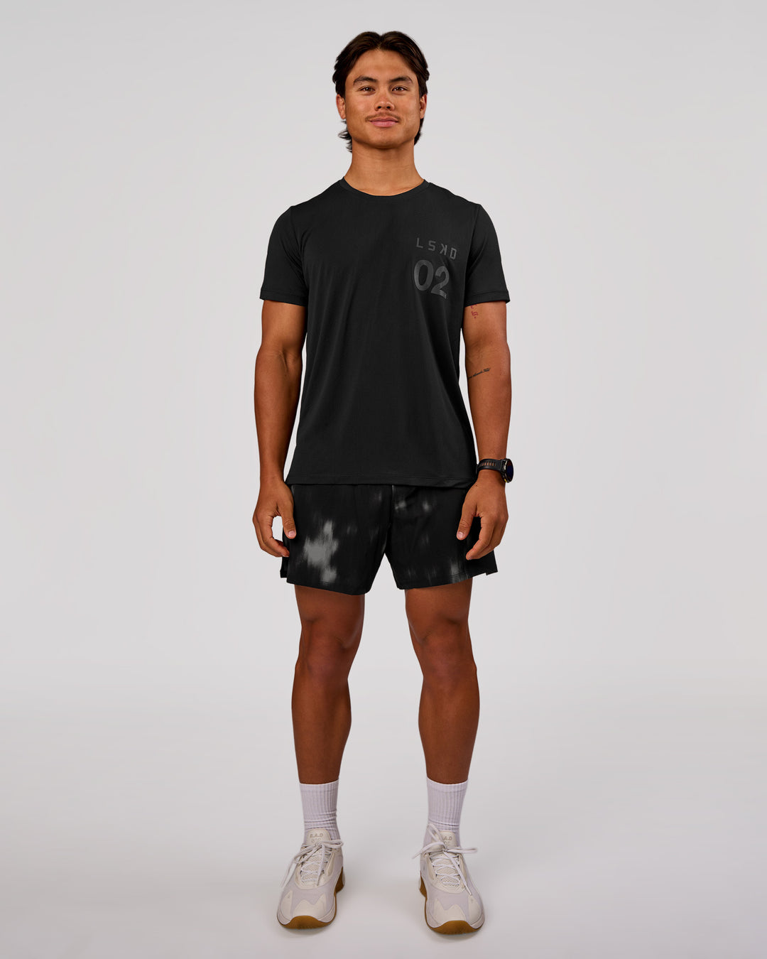 Man wearing Game Plan Rep Training Tee - Black-Onyx | Model:George | Size:M - view 3