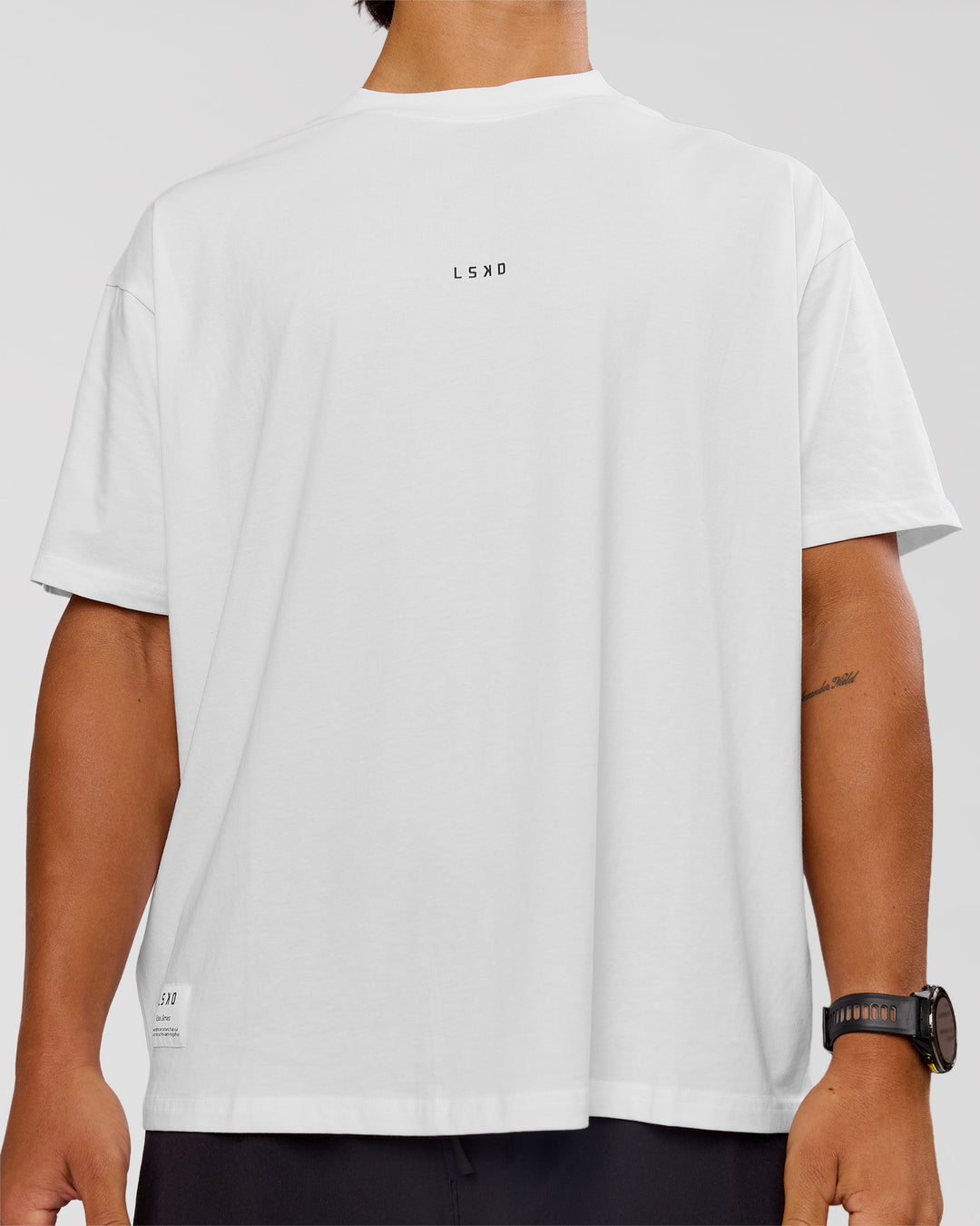 Man wearing VS26 MFBS FLXCotton Oversize Tee - White-Black | Model:George | Size:M - view 5