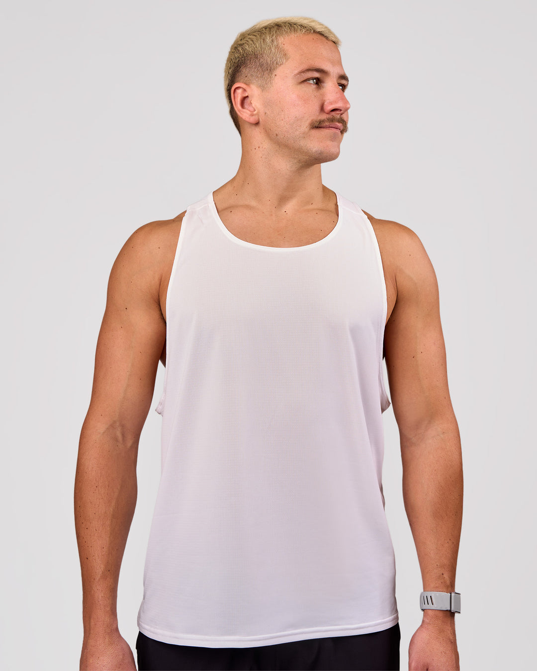Man wearing Pace Running Tank 3.0  - White | Model:Jaiden | Size:M - view 1