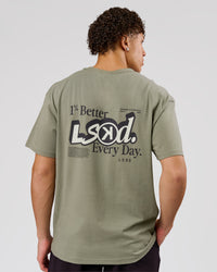 Man wearing Blended FLXCotton Oversize Tee  - Fog | Model:Leandro | Size:M | Thumbnail Index: 1