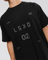 Man wearing Game Plan Heavyweight FLXCotton Oversized Tee - Black | Model:Leandro | Size:M | Thumbnail Index: 8