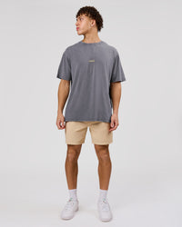 Man wearing Magma FLXCotton Oversize Tee  - Dark Storm Washed-Lemon | Model:Leandro | Size:M | Thumbnail Index: 11