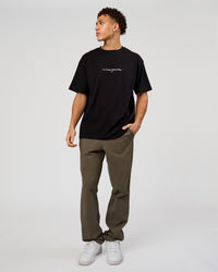 Man wearing VS6 1% Better FLXCotton Oversize Tee - Black | Model:Leandro | Size:M | Thumbnail Index: 12
