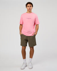 Man wearing VS6 1% Better FLXCotton Oversize Tee - Pink Rose | Model:Leandro | Size:M | Thumbnail Index: 9