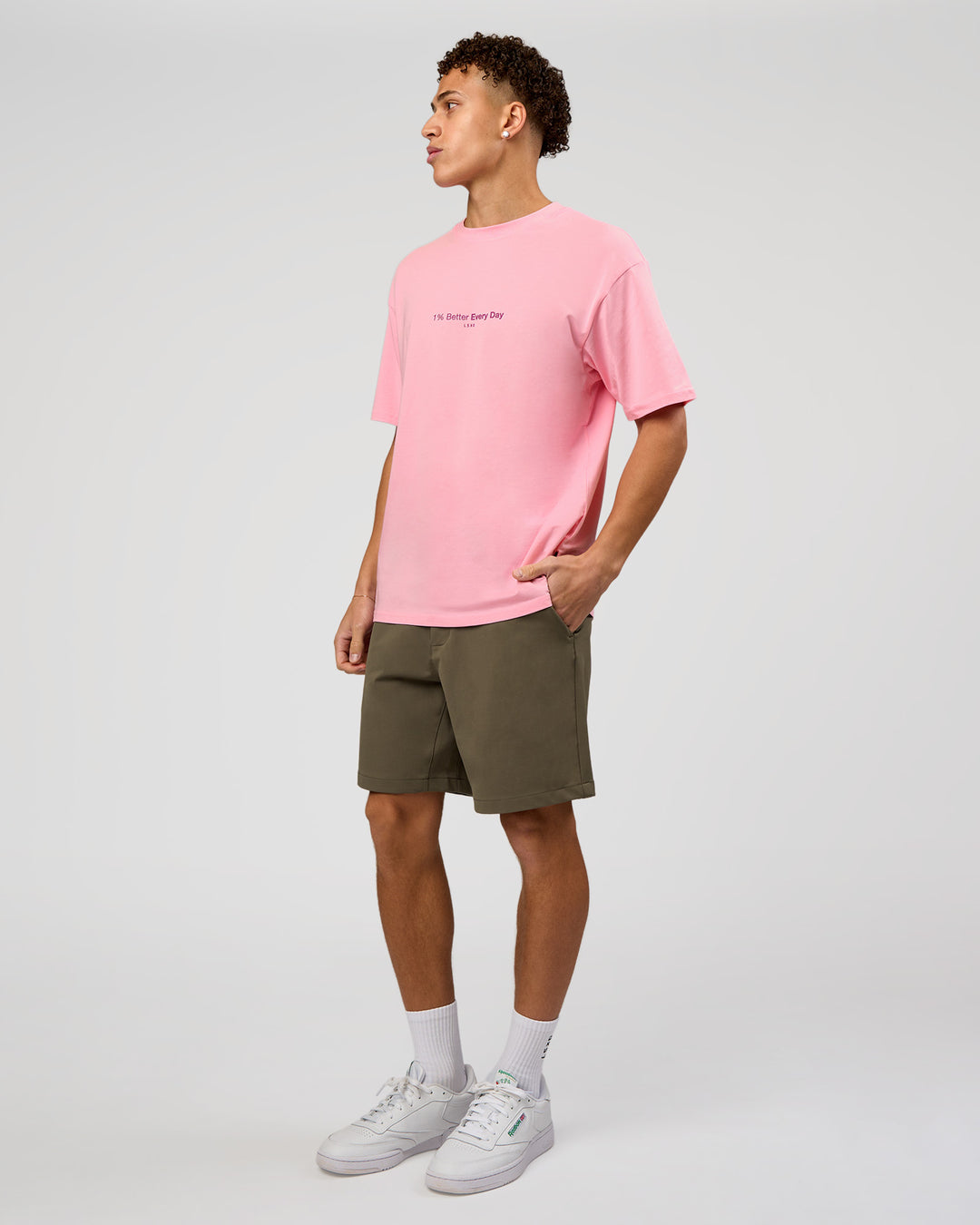 Man wearing VS6 1% Better FLXCotton Oversize Tee - Pink Rose | Model:Leandro | Size:M - view 12