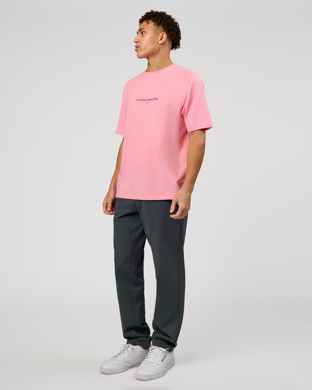 Man wearing VS6 1% Better FLXCotton Oversize Tee - Pink Rose | Model:Leandro | Size:M - view 14