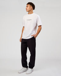 Man wearing VS6 1% Better FLXCotton Oversize Tee - White | Model:Leandro | Size:M | Thumbnail Index: 4
