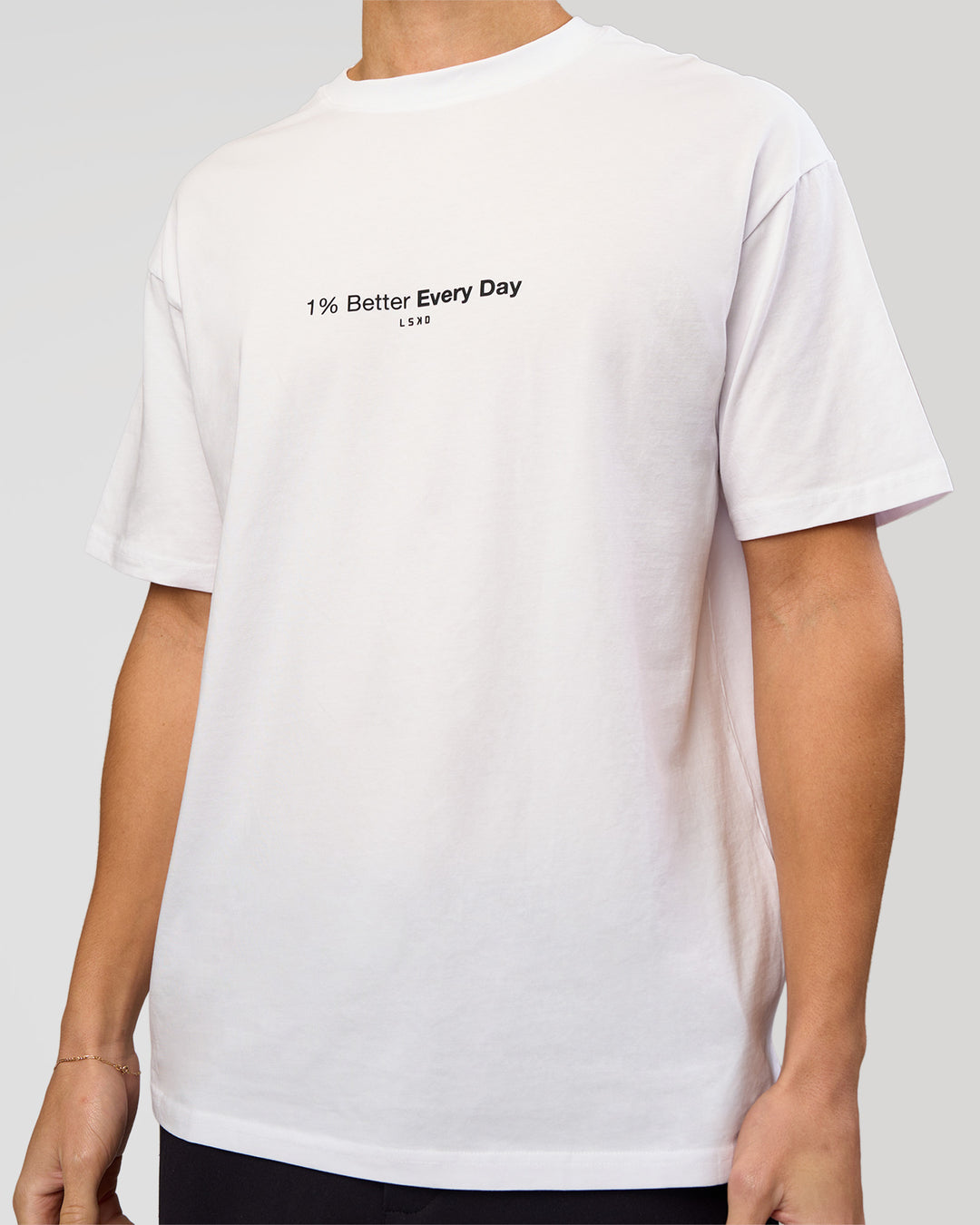 Man wearing VS6 1% Better FLXCotton Oversize Tee - White | Model:Leandro | Size:M - view 9