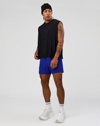 Man wearing UltraAir 5" Lined Performance Short  - Electric Indigo | Model:Malebo | Size:M | Thumbnail Index: 5