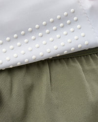 Studio image of Accelerate Run Belt - White-Reflective | Thumbnail Index: 6