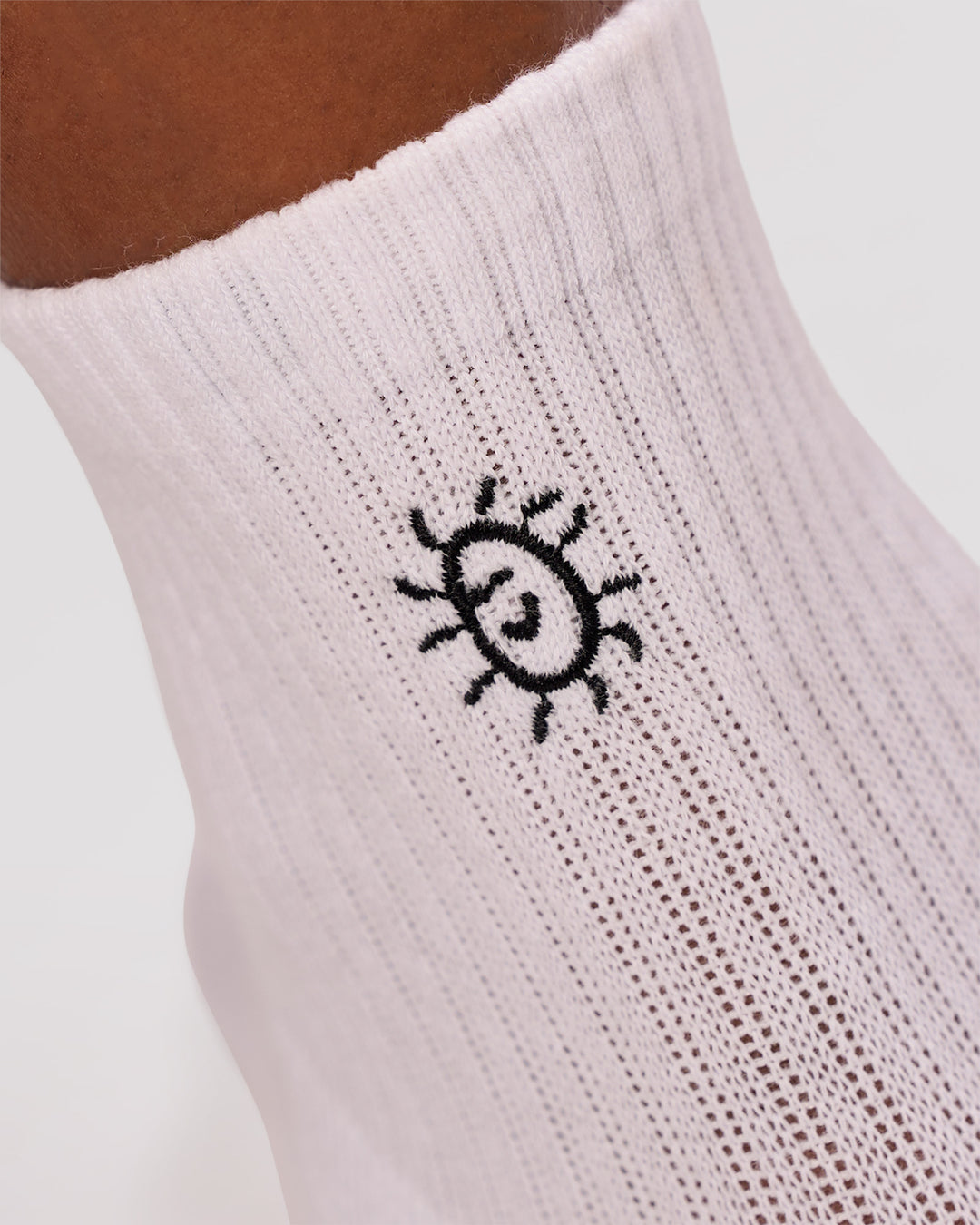 Studio image of Andrew J. Steel x LSKD 3 pack Quarter Socks - White-Black - view 7