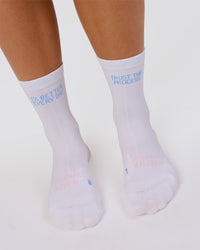 Studio image of Flow Performance Quarter Socks - White-Open Air | Thumbnail Index: 4