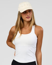 Woman wearing Daily Cap - Vaporous Gray | Model:Cap | Size:DAILY | Thumbnail Index: 9